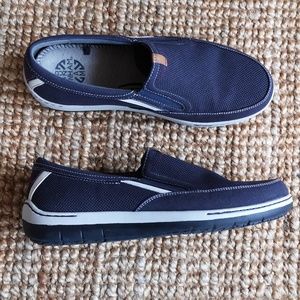 Men's Dunham slip-ons/loafers